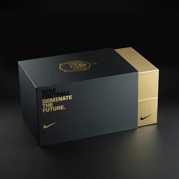 Custom-Gold-Foil-Boxes-5.webp