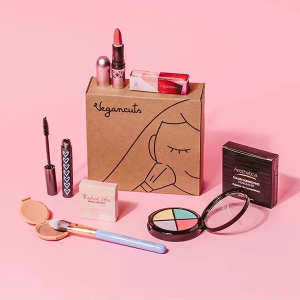 Makeup-Boxes-1.webp